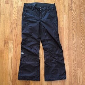 The North Face sz M Black ski snow Pants great pre owned condition